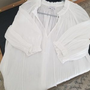 Current Air White Blouse Size Small.